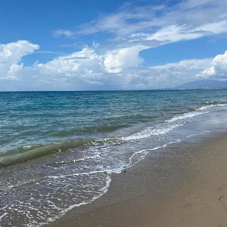 Bahia De Beachfront 2 Bedroom * Марбелья