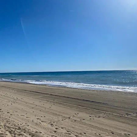 Bahia De Beachfront 2 Bedroom * 马尔韦利亚