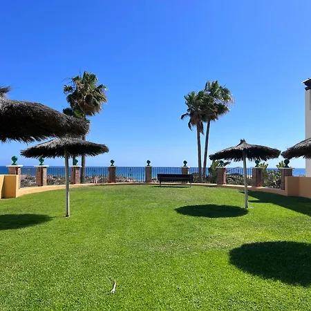 Bahia De Beachfront 2 Bedroom