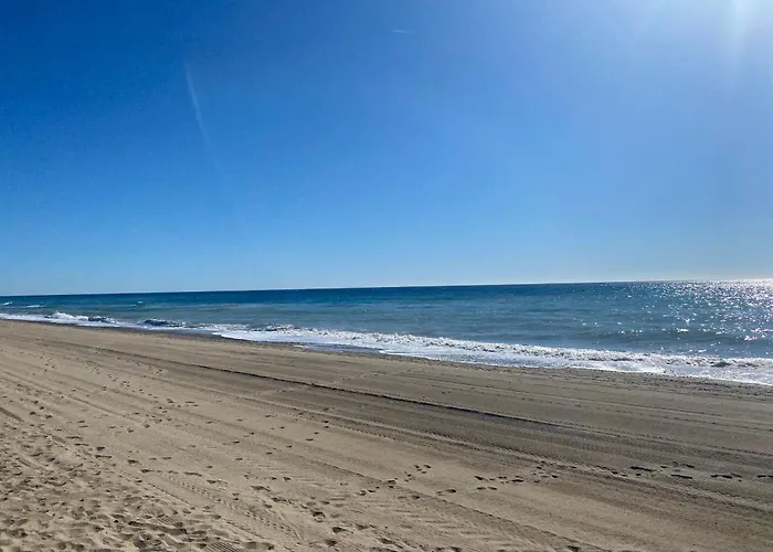 Bahia De Beachfront 2 Bedroom * 马尔韦利亚