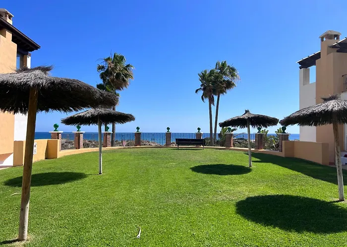 Bahia De Beachfront 2 Bedroom