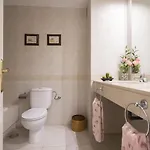 Bahía De Beachfront 2 Bedroom * Marbella