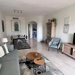 Bahía De Beachfront 2 Bedroom Appartement *
