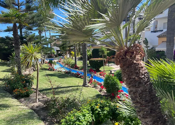 Bahia De Beachfront 2 Bedroom * Marbella