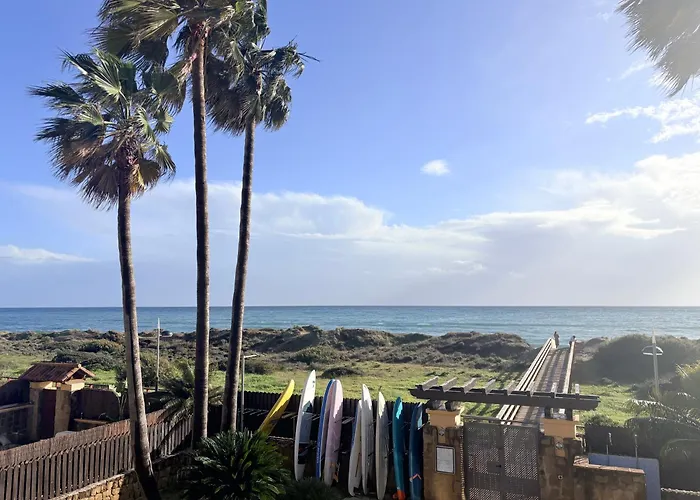 Bahia De Beachfront 2 Bedroom * Marbella